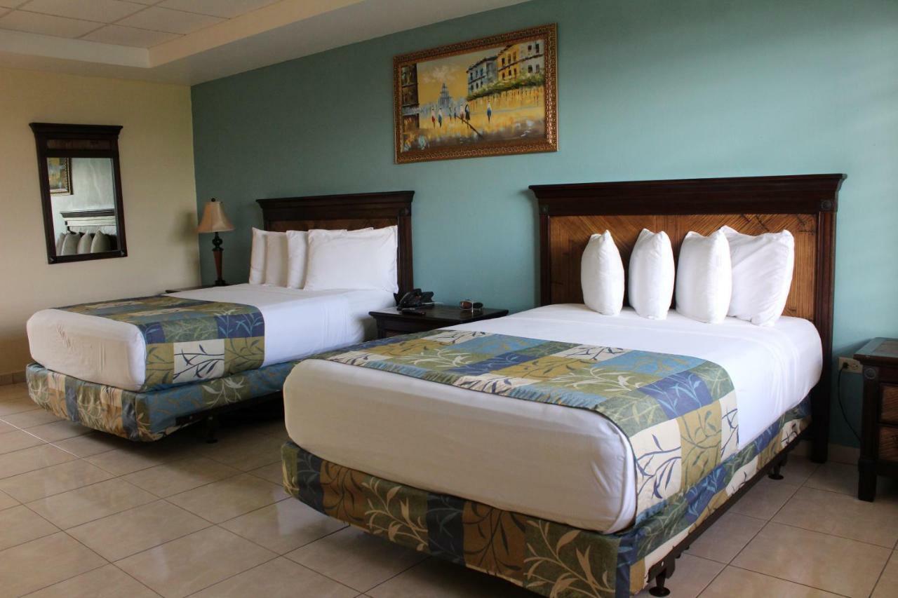 Fajardo Inn Buitenkant foto